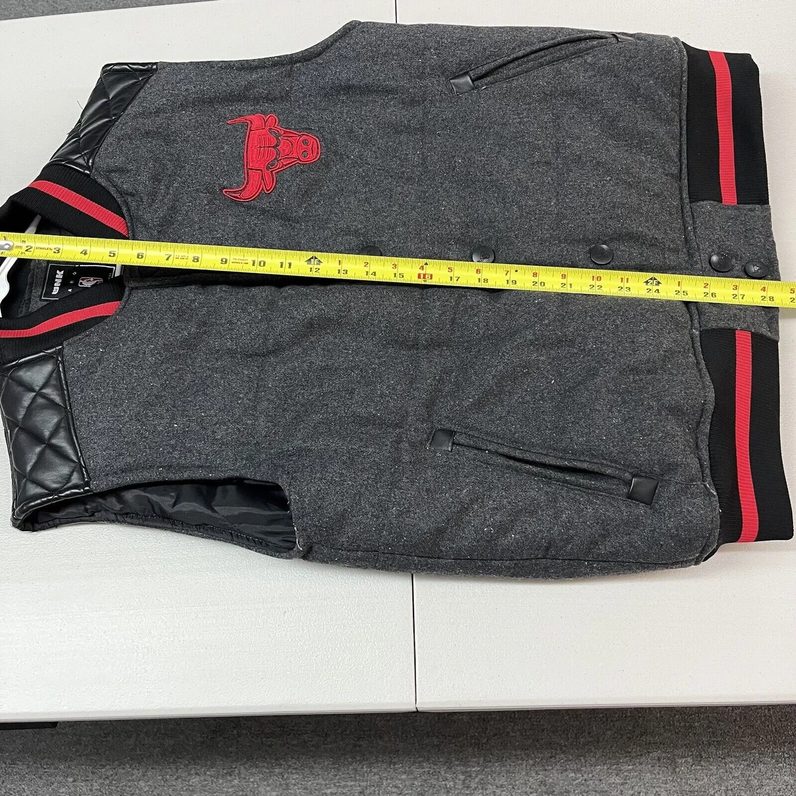 Vtg 2000s Chicago Bulls Men's UNK Vest Size L