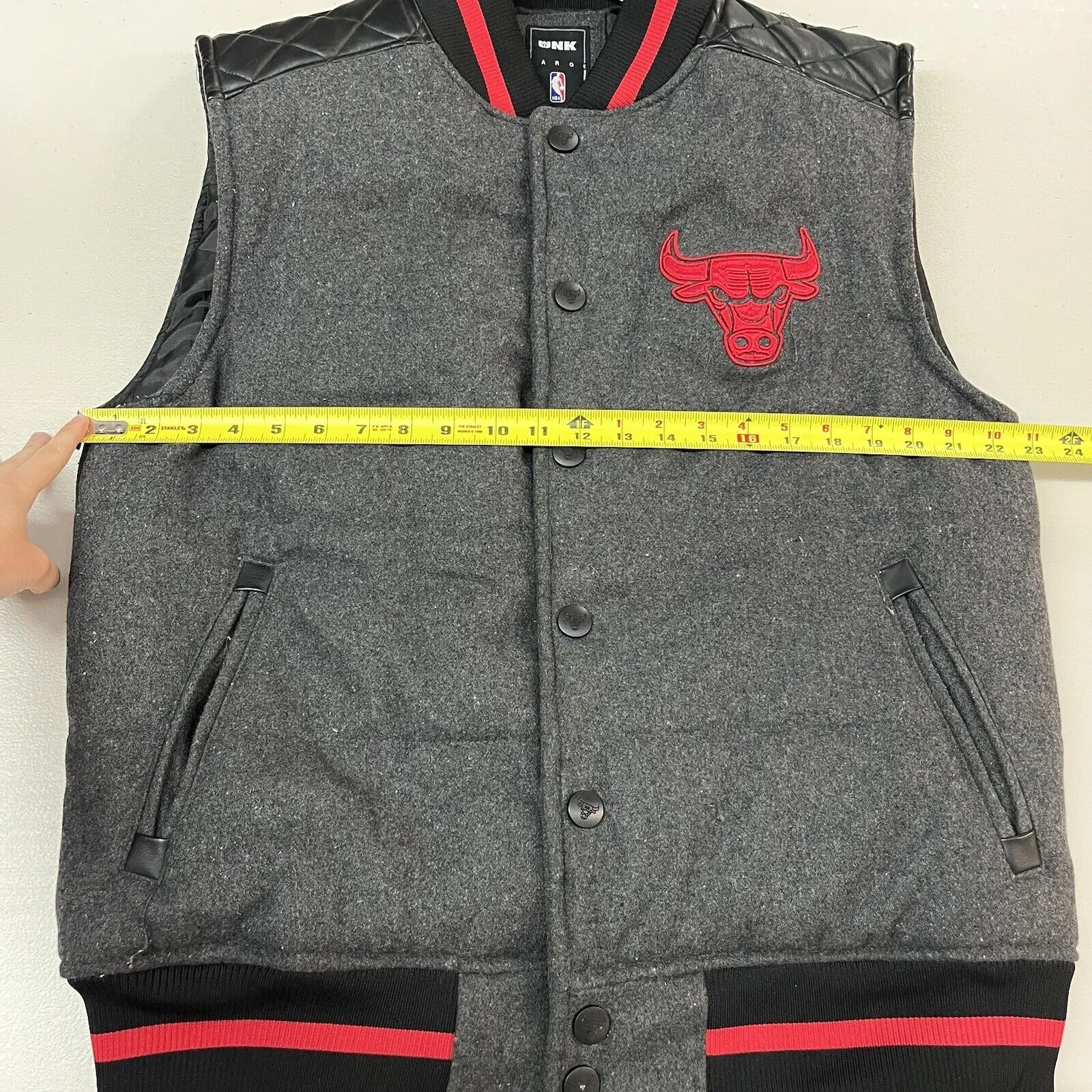Vtg 2000s Chicago Bulls Men's UNK Vest Size L